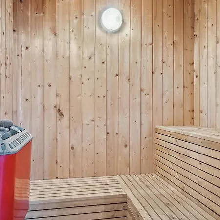 Дом отдыха Three-bedroom In Thisted